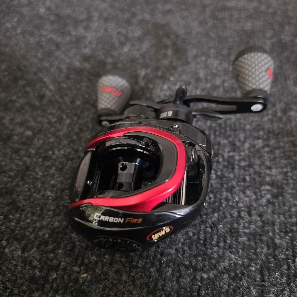 Lew's Carbon Fire Baitcast Reel Right-Hand 7.5:1 Ratio 6-Bearing CF1SHG2C New NB